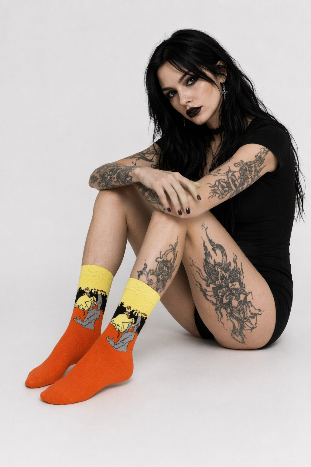 Cozy Knit Socks Featuring Vintage Artwork by Famous Artists 7