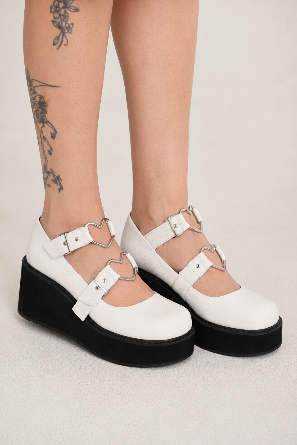 Traditional Lolita Low-Heel Platform Wedge with Tartan Plaid Interior White