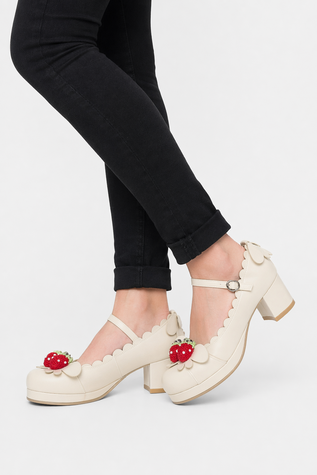Sweet Lolita Fashion Shoes with Scalloped Trim and Heart Buckles Beige