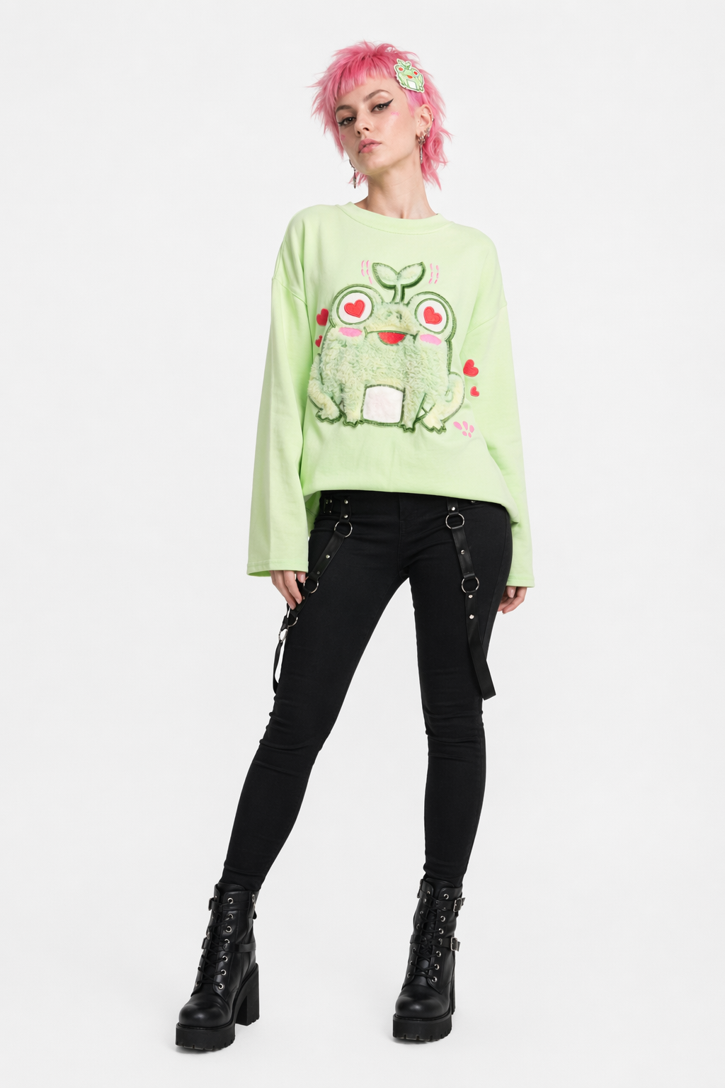 Froggy Love Fluffy Tee for Ultimate Kawaii Cuteness and Comfort Green
