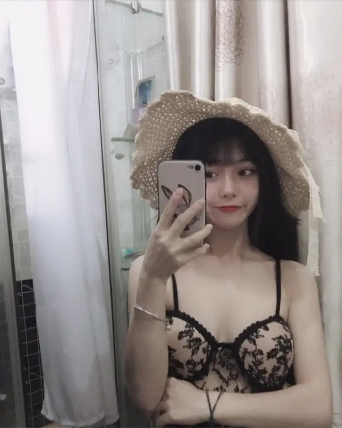 Country Maiden Sun Hat in High-Quality Tweed for Cottagecore Style - hat