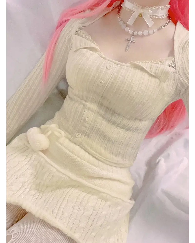 Cream Knit Cropped Sweater in Striped Cable Knit Fabric - sweater