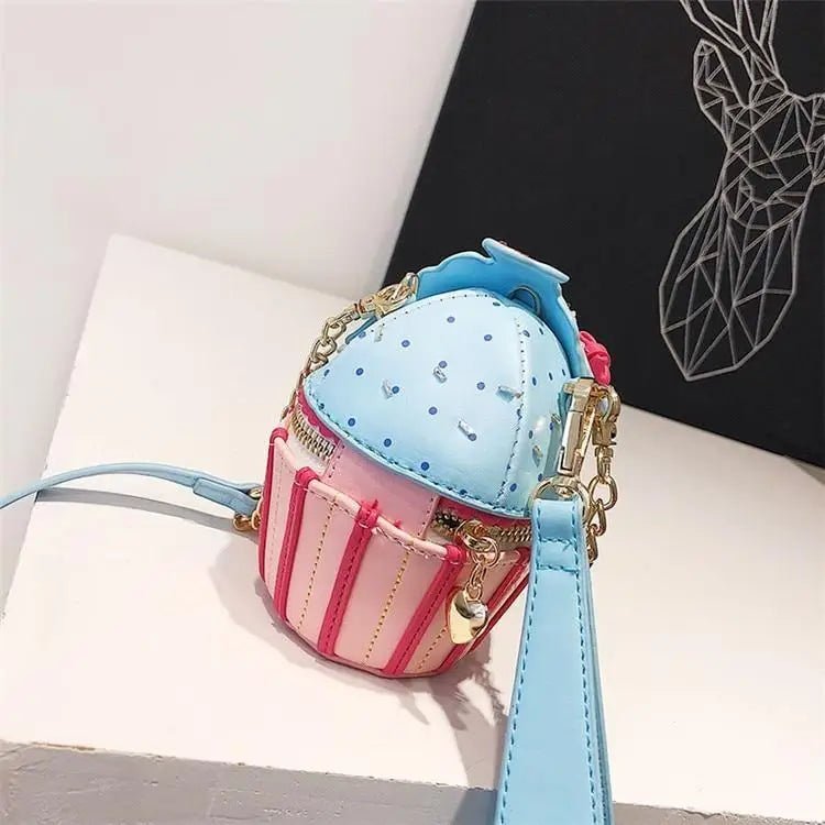 Cupcake Handbag in Vegan Leather with Intricate 3D Design - Cosparty