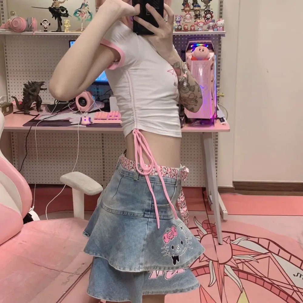 Devil Kitty Crop Top for Your Pastel Goth Wardrobe - Cosparty