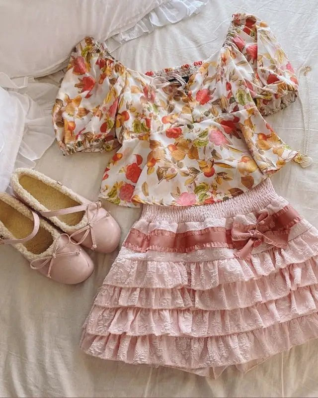 Enchanting Lace Cake Skirt in Classic Color Palette for a Dreamy Look - Cosparty