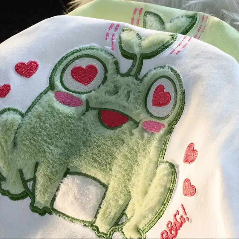 Froggy Love Fluffy Tee for Ultimate Kawaii Cuteness and Comfort - Cosparty