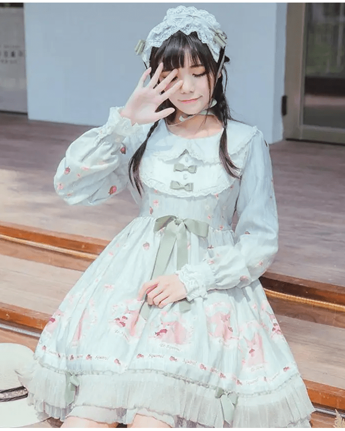 Gorgeous Lolita Dress with Squirrel Cameo in Various Colors and Sleeves - Cosparty