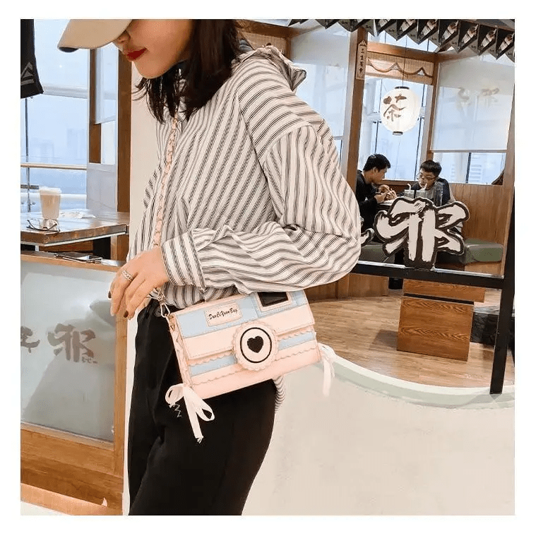 Kawaii Harajuku Camera Shaped 3D Purse in Pink and Blue - Cosparty