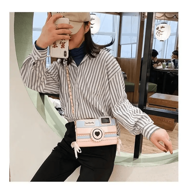 Kawaii Harajuku Camera Shaped 3D Purse in Pink and Blue - Cosparty