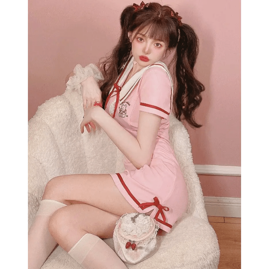 Kawaii Pink Princess Dress with Cozy Academia Vibes - Cosparty