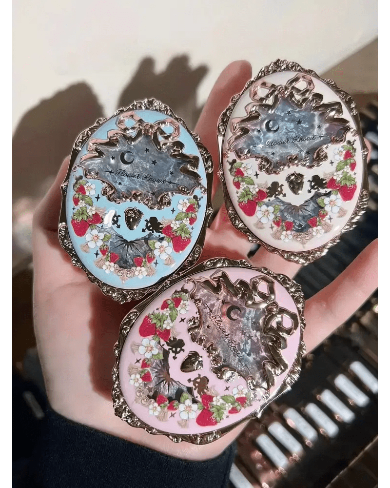 Luxury Glittering Strawberry Blush Compact for Your Vanity - Cosparty