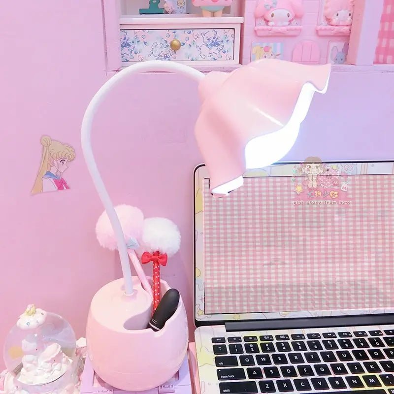 Milky Pastel Tulip Desk Lamp for Kawaii Bedrooms - Cosparty