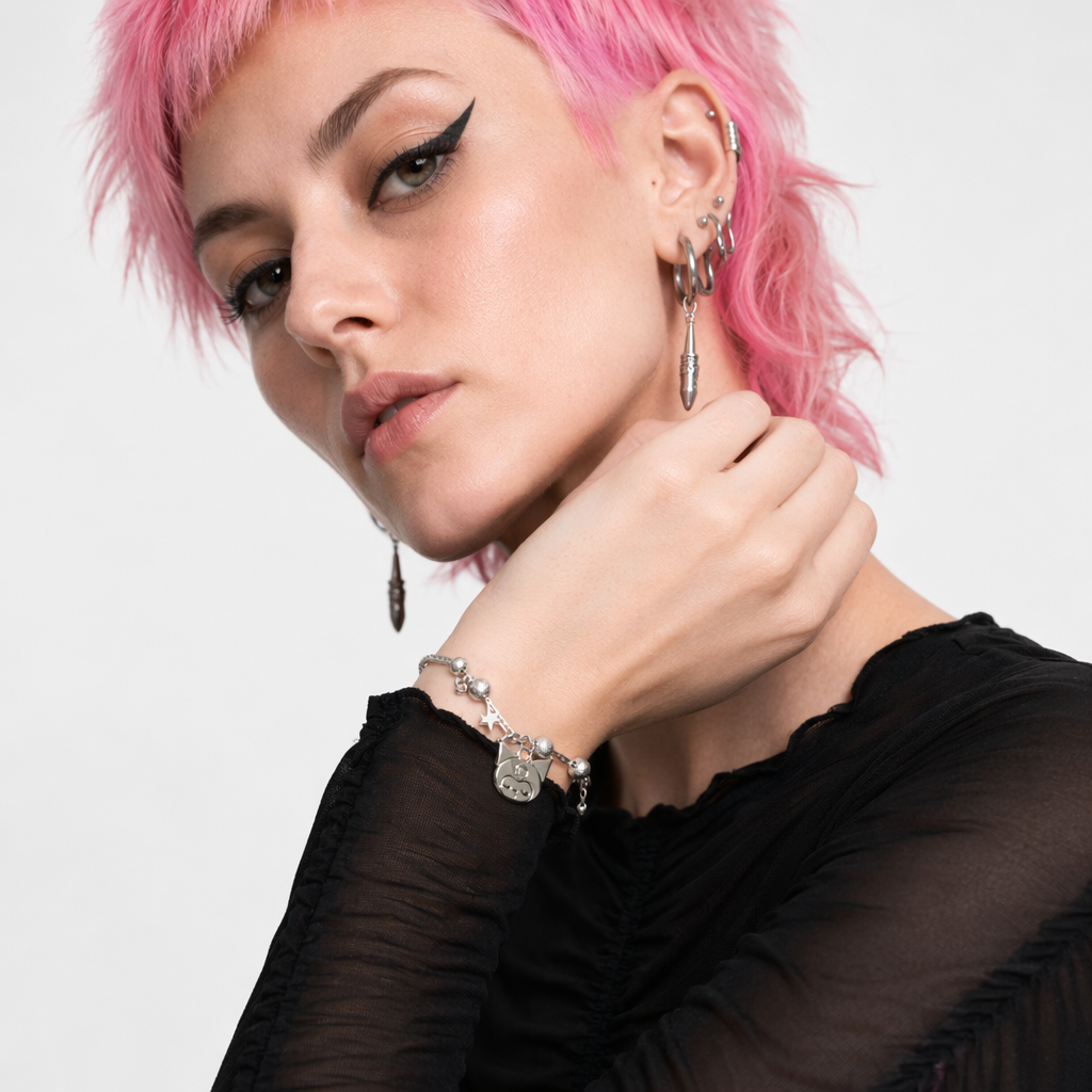 Kawaii Beaded Bracelets Inspired by Sanrio Characters Silver Kuromi