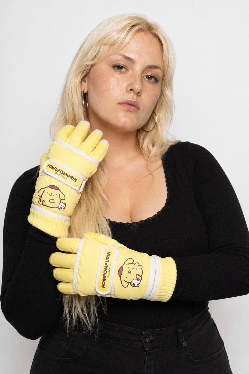 Cozy Kawaii Character Waterproof Gloves for Your Winter Wardrobe Yellow Pompompurin