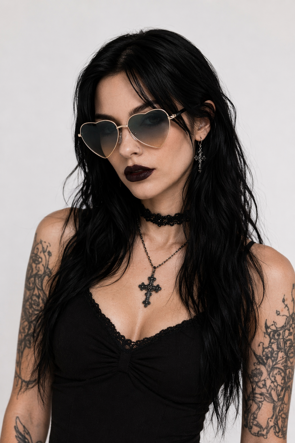 Chic Heart Shaped Aviator Sunglasses in Various Colors Gray Gradient