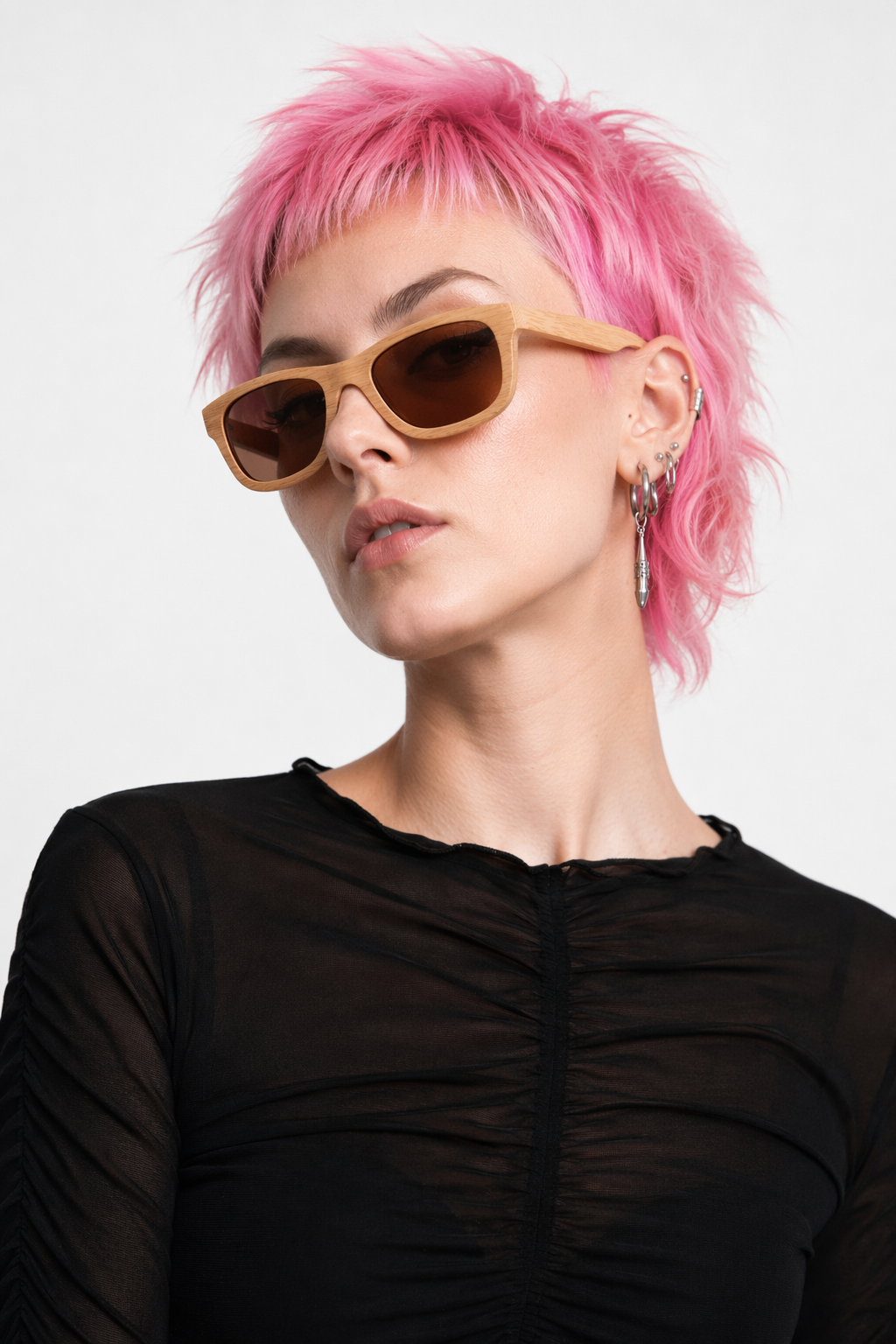 Chic Bamboo Wood Sunglasses for Style and UV Protection Brown
