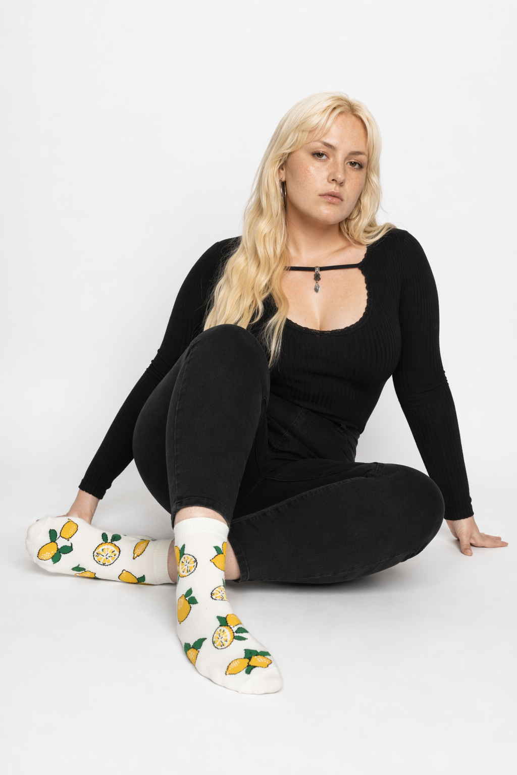 Kawaii Fruit Socks for a Sweet and Cozy Look Lemons