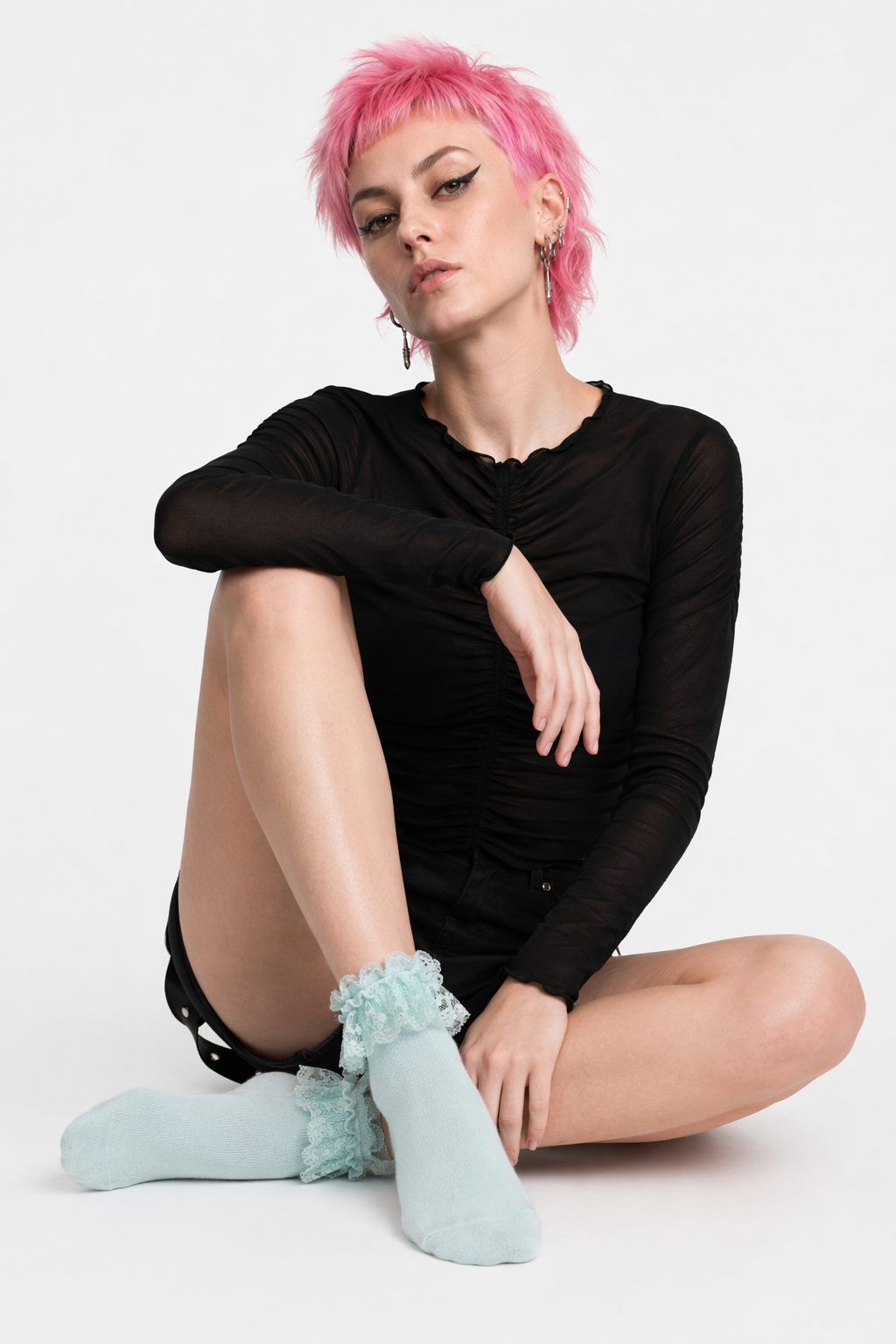 Ruffled Trim Ankle Socks for a Cute and Flirty Touch Teal
