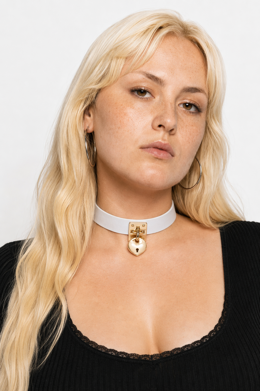 High Quality Vegan Leather Heart Locket Choker in Gold White