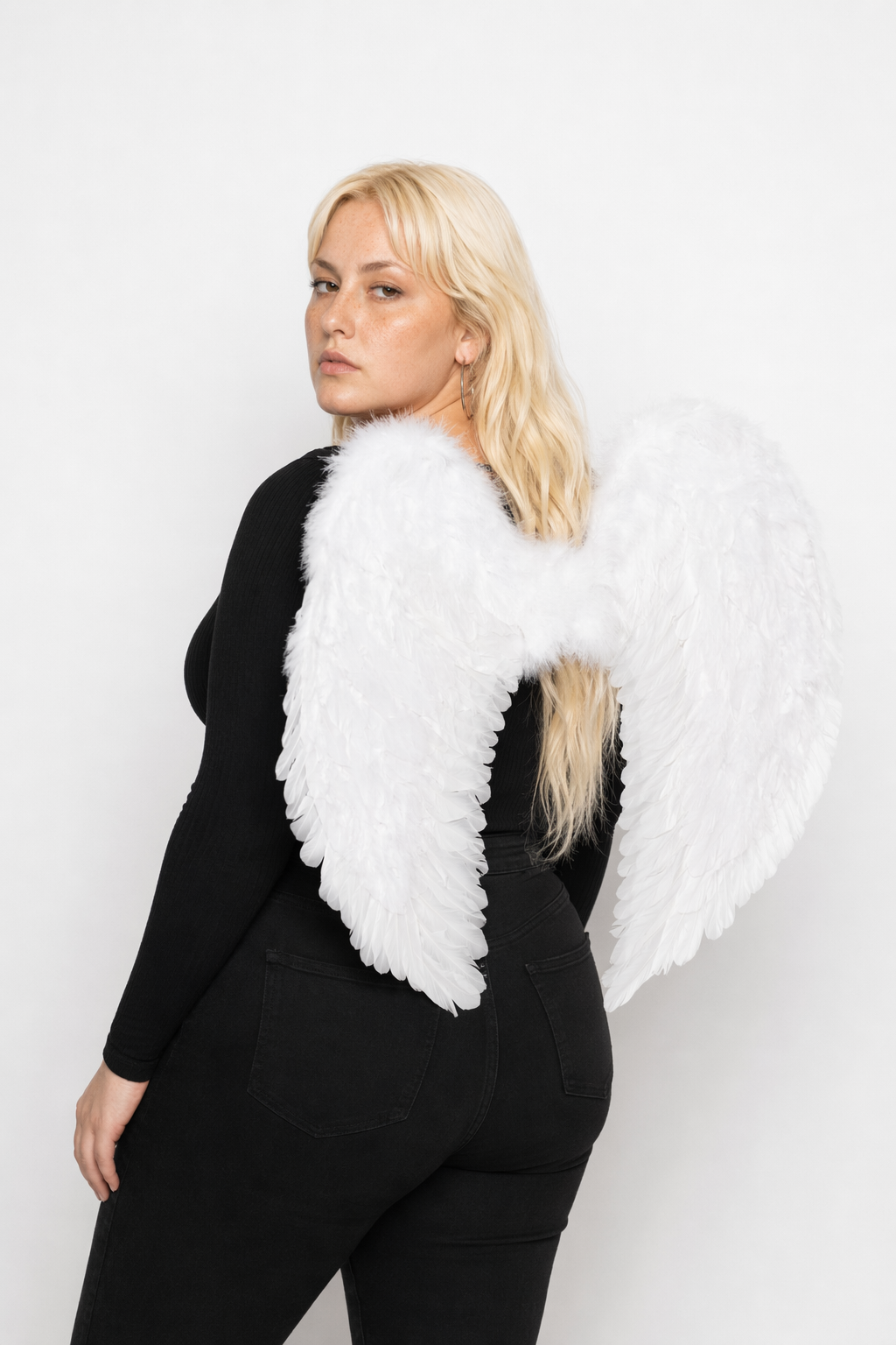 Fluffy Angel Wings in Black or White for Cosparty Accessories White 45x35 cm
