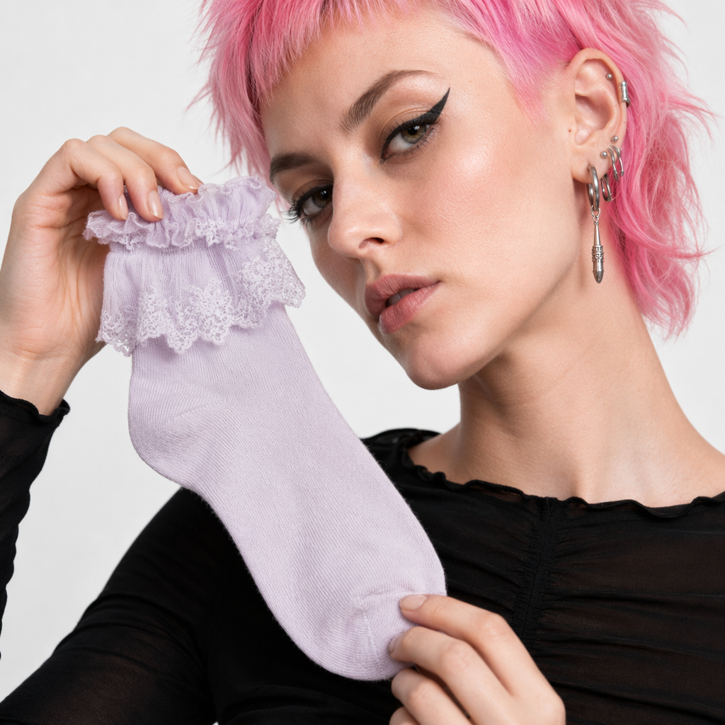 Ruffled Trim Ankle Socks for a Cute and Flirty Touch Lavender