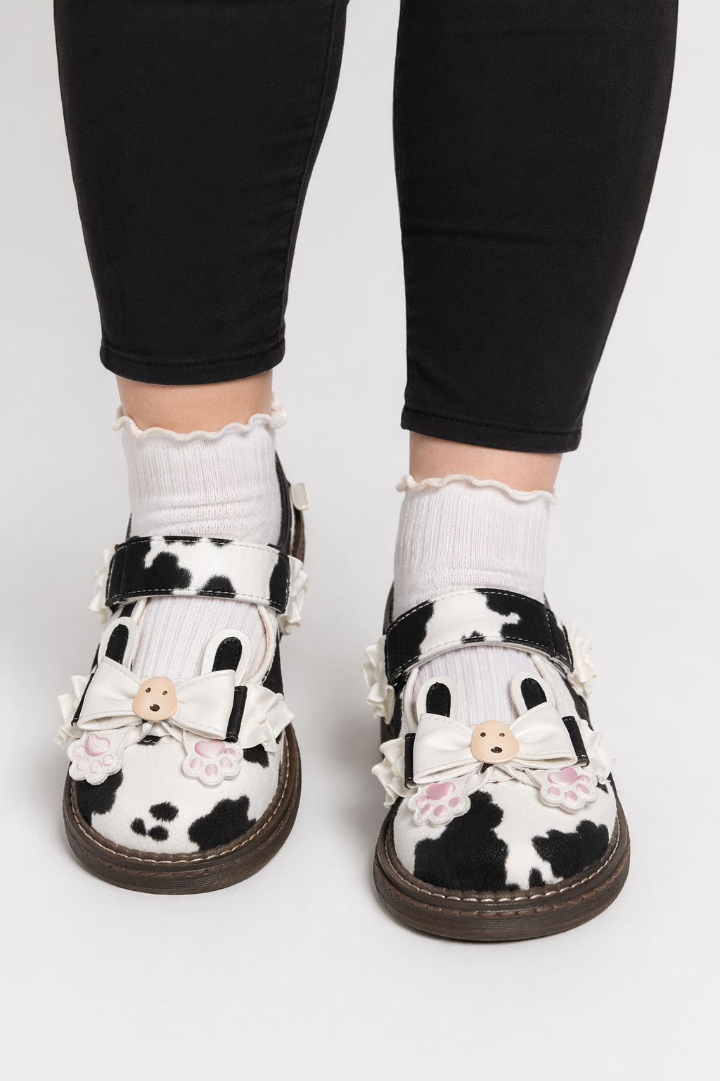Sweet Cow Print Maryjane Shoes with Embellished Bow and Paw Prints 8