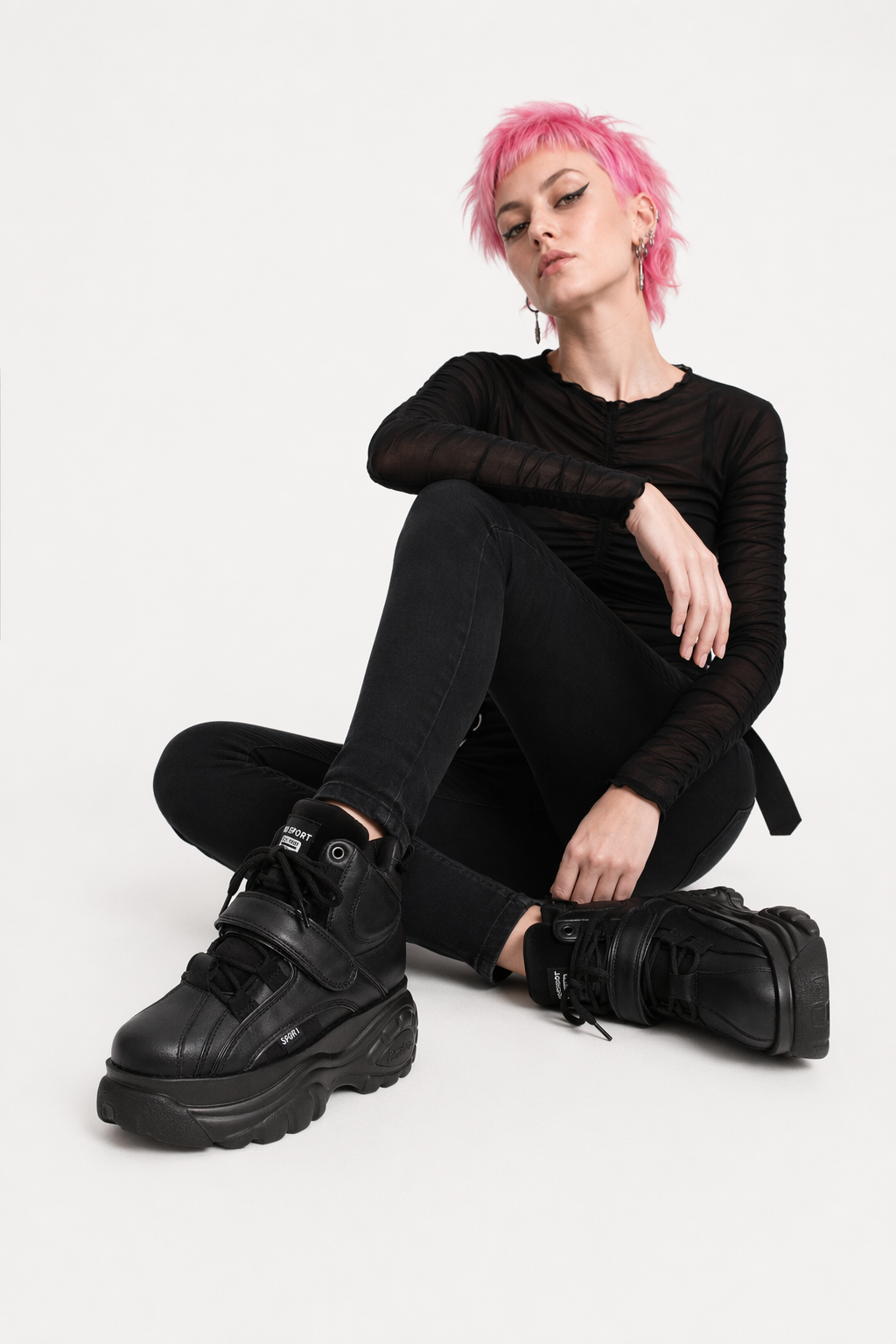 Chunky Platform Harajuku Streetwear Shoes for Kawaii Fashionistas Black