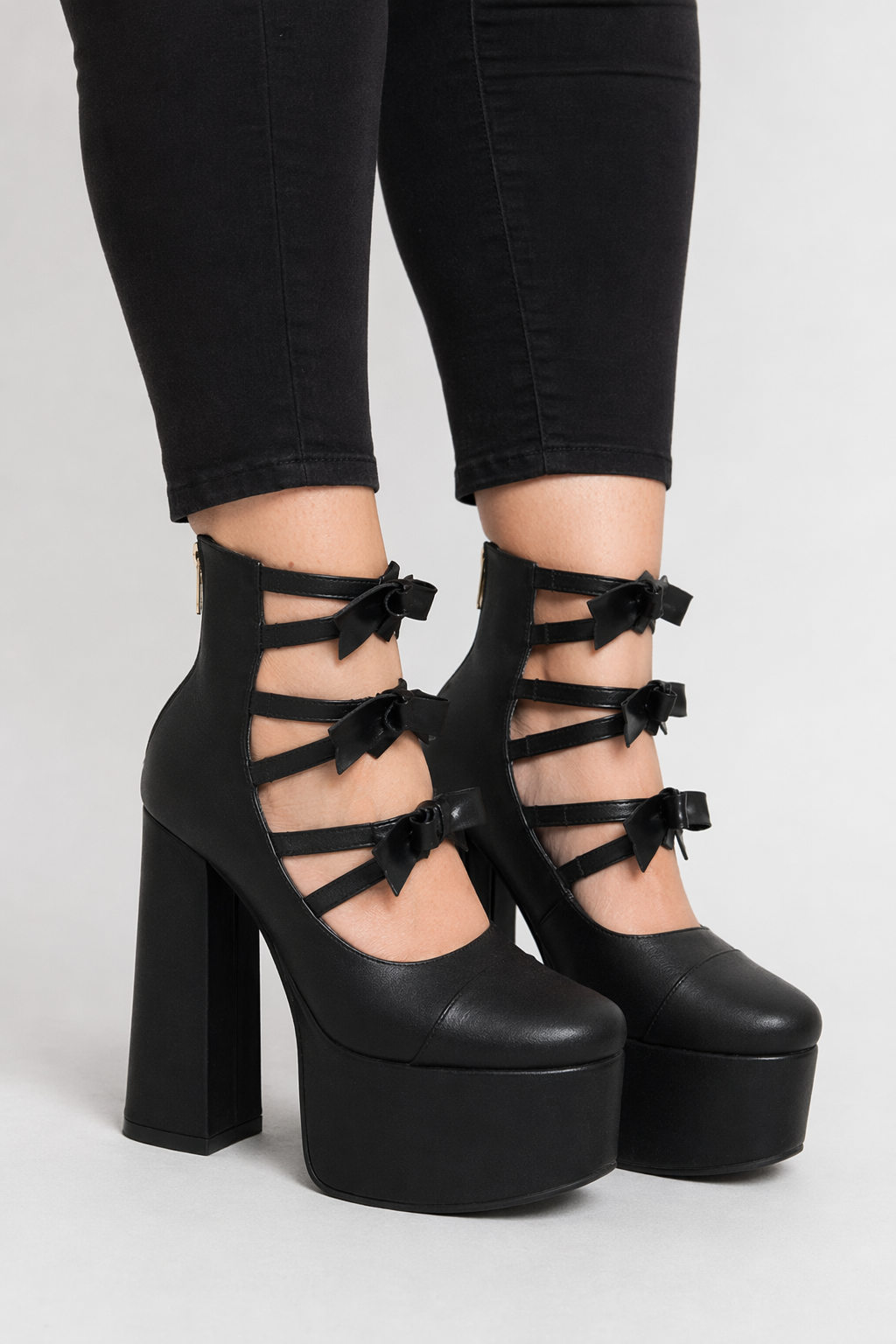 Baddie Babydoll Heels for Kawaii and Lolita Style Enthusiasts Ribbon Black