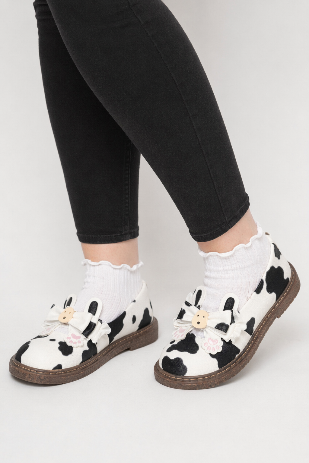 Sweet Cow Print Maryjane Shoes with Embellished Bow and Paw Prints 4