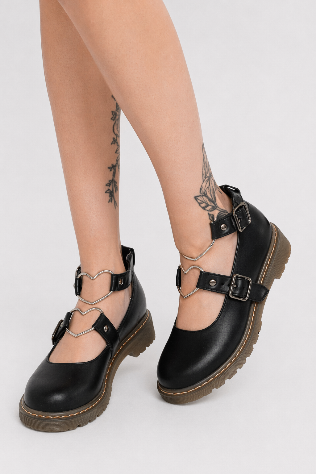 Traditional Lolita Low-Heel Platform Wedge with Tartan Plaid Interior Black