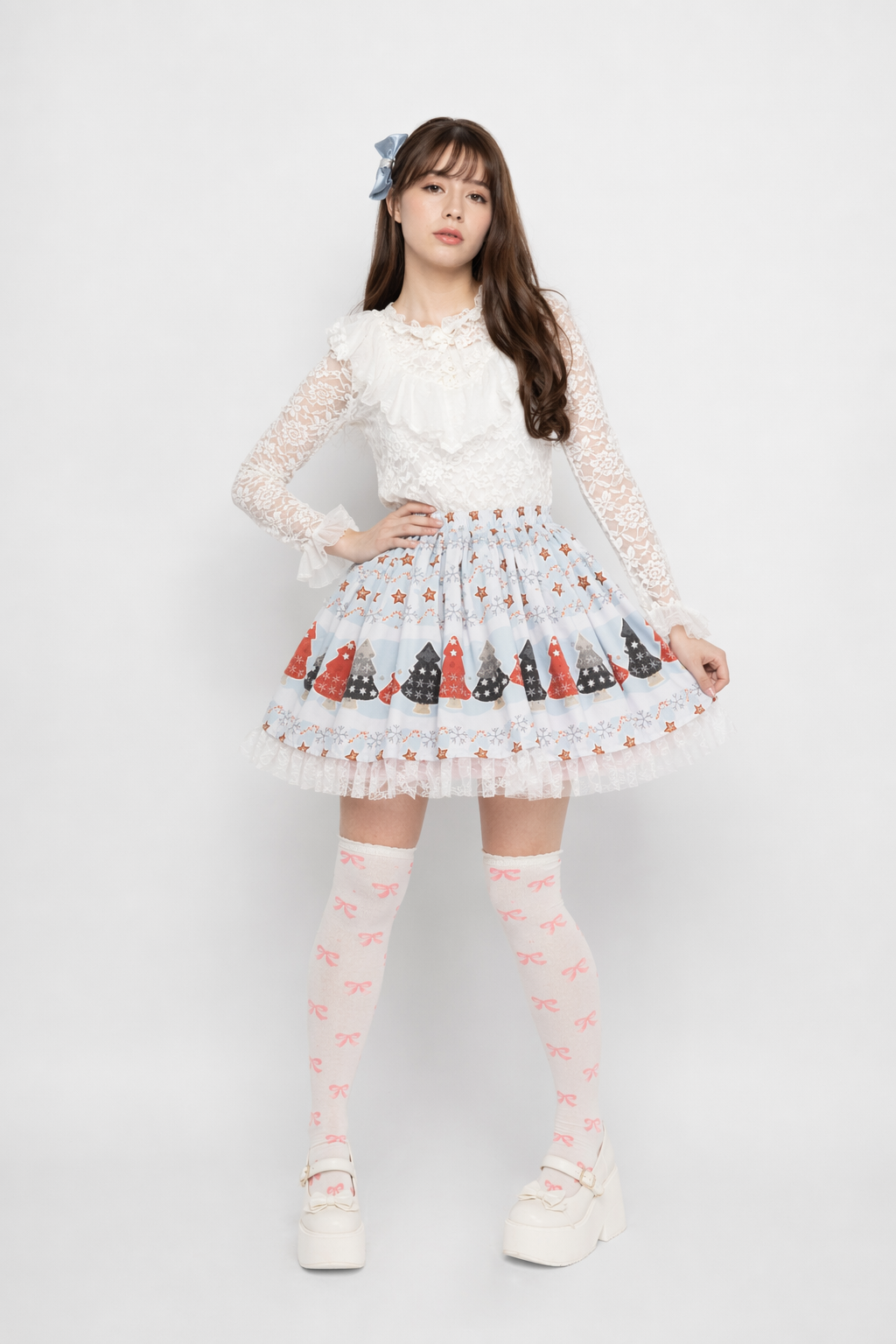 Luxury Winter Wonderland Skirt with Lace Trim and Pleats XL