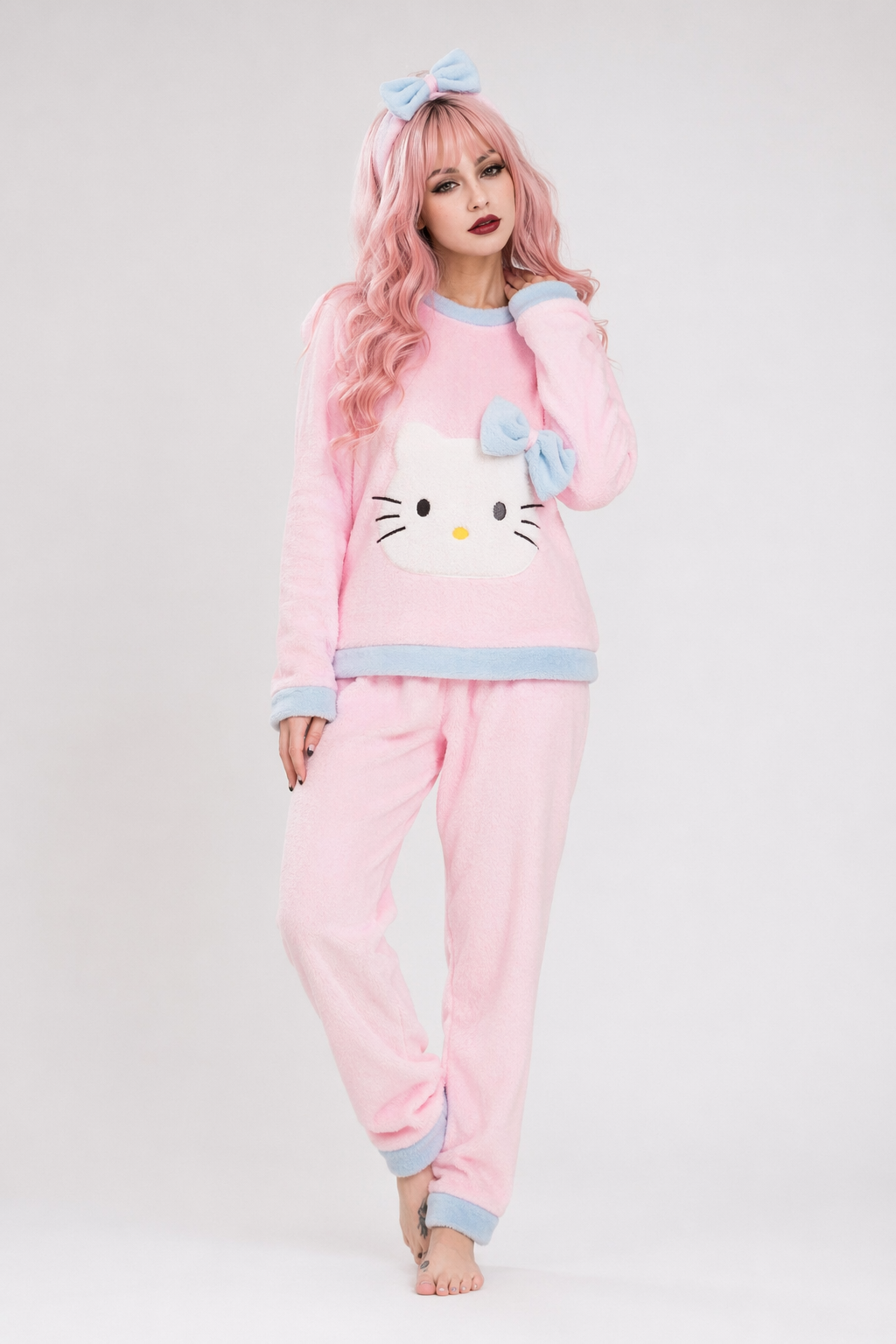 Adorable Fuzzy Pajama Sets for a Cozy Kawaii Look Pink Kitty