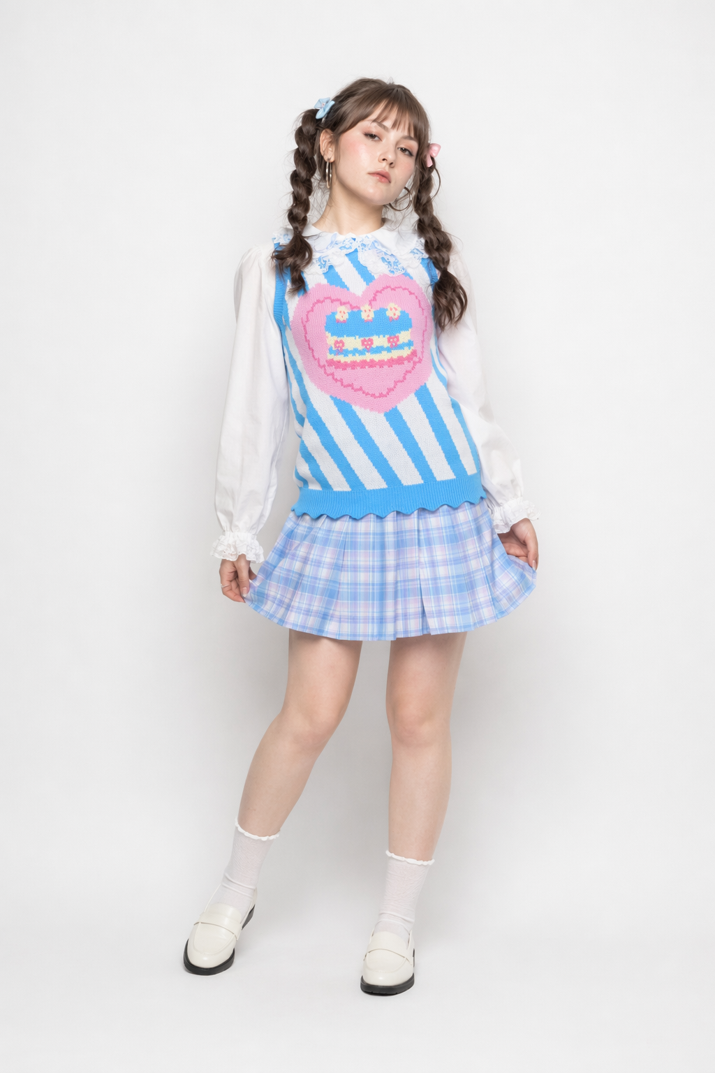 Pastel Party-Kei Birthday Cake Knit Vest for Sweet Celebrations Blue
