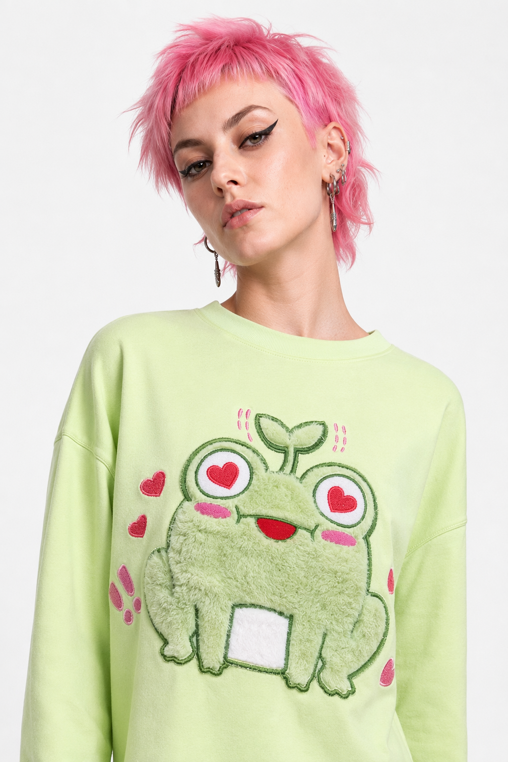 Froggy Love Fluffy Tee for Ultimate Kawaii Cuteness and Comfort Green
