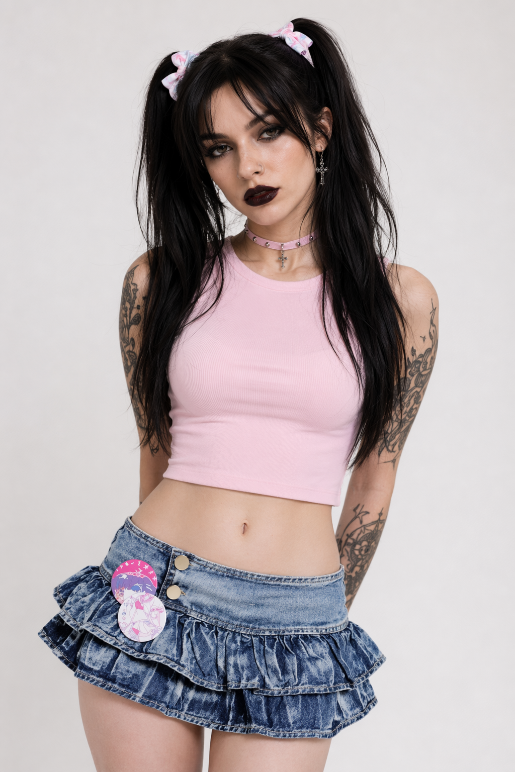 90s-Inspired Denim Miniskirt with Ruffled Pleating 18cm Length M