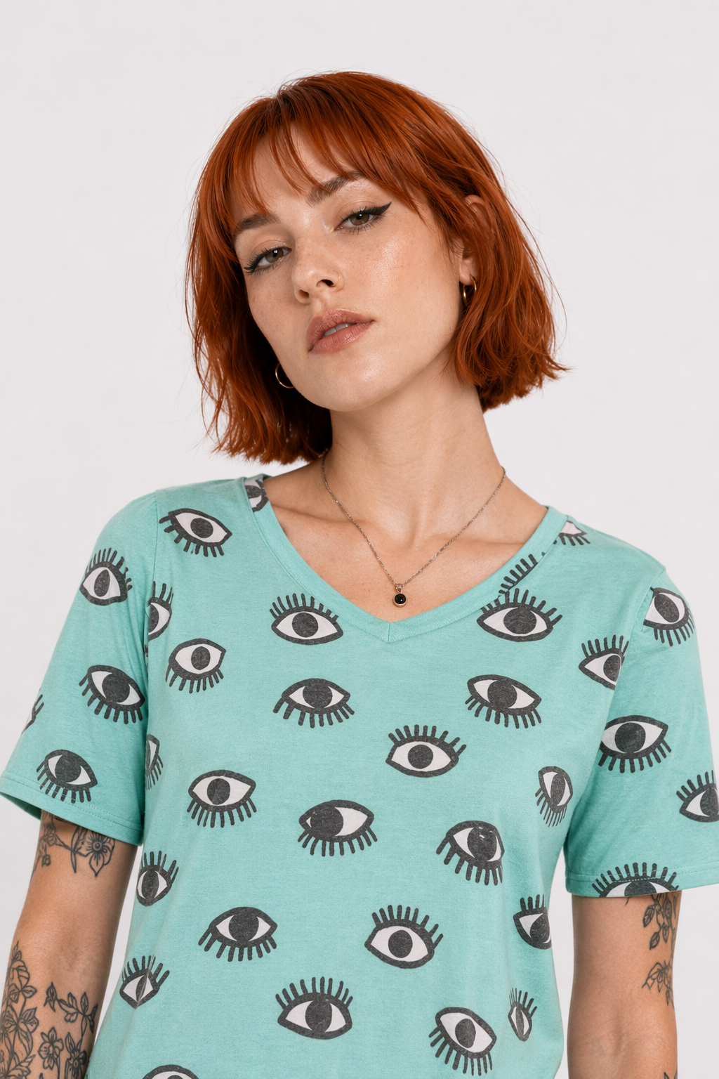 Kawaii Fashion Short Sleeve T-Shirt in Heathered Grey or White Eyes