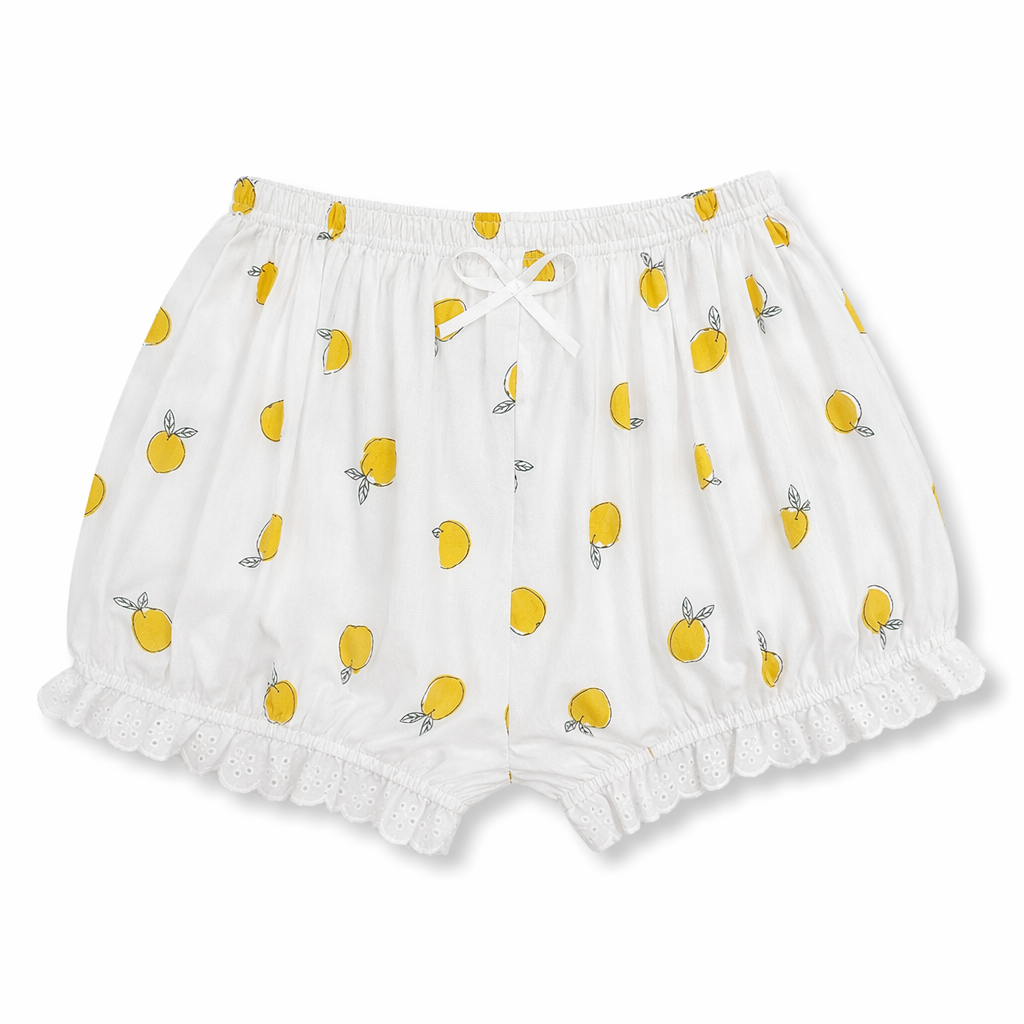 Cloudy Bloomers with Max Stretch for a Unique Cosparty Look White Peaches