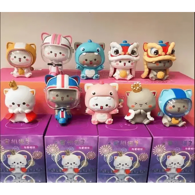 Adorable Peach & Goma Figurines for Collection and Decoration - Cosparty