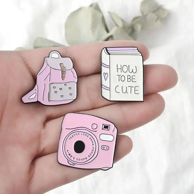Adorable Pink Princess Pin Set Featuring 90s and 2000s Nostalgia - Cosparty