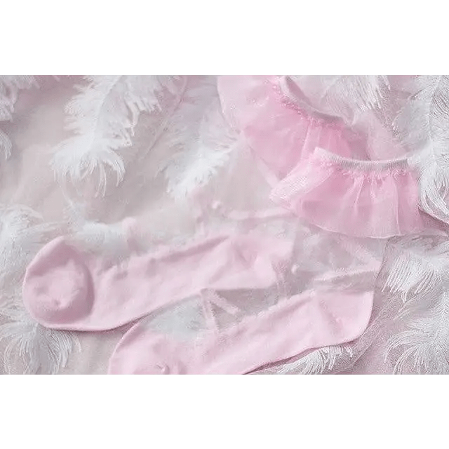 Adorable Ruffled Trim Princess Socks in New Condition - Cosparty