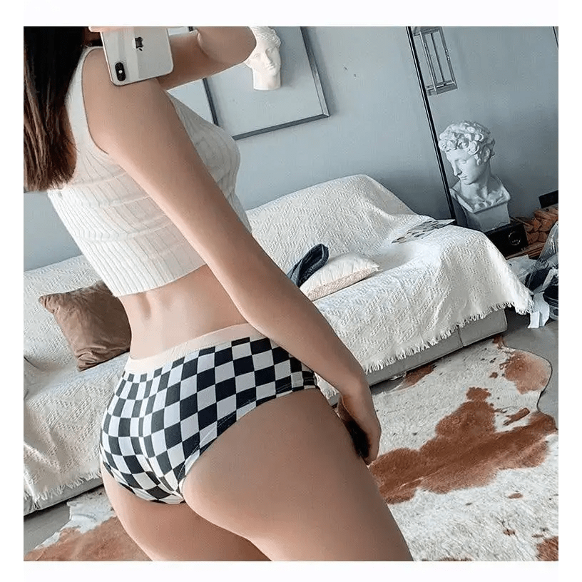 Beautiful Checkerboard Peach Panties for Kawaii Babes - Cosparty