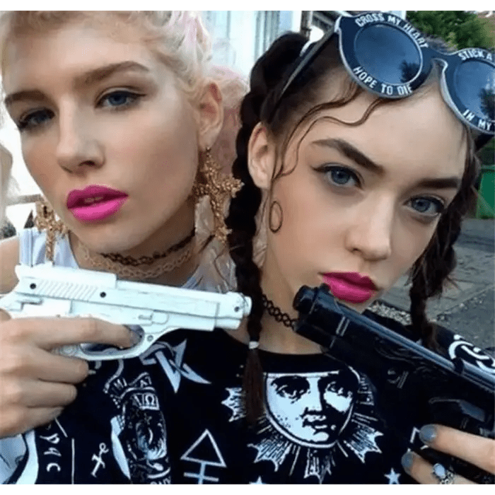 Classic 90s Inspired Choker Necklace in Various Colors - Cosparty