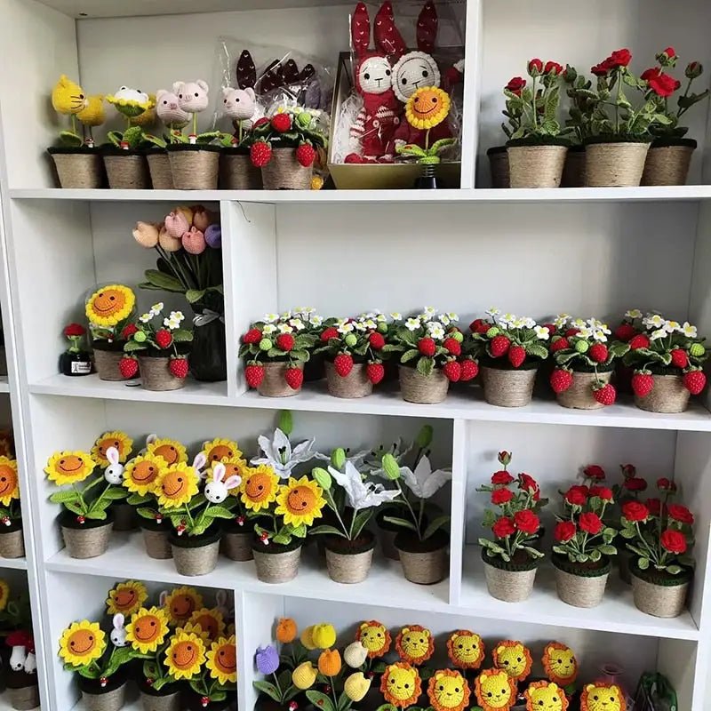 Crochet Strawberry Plants for Whimsical Home Decor - Cosparty