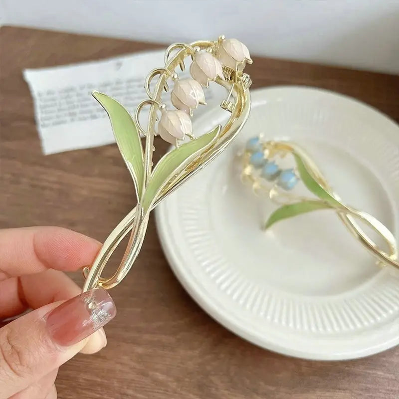 Dainty Floral Ceramic Hair Claw Clip for a Unique Style - hair accessory