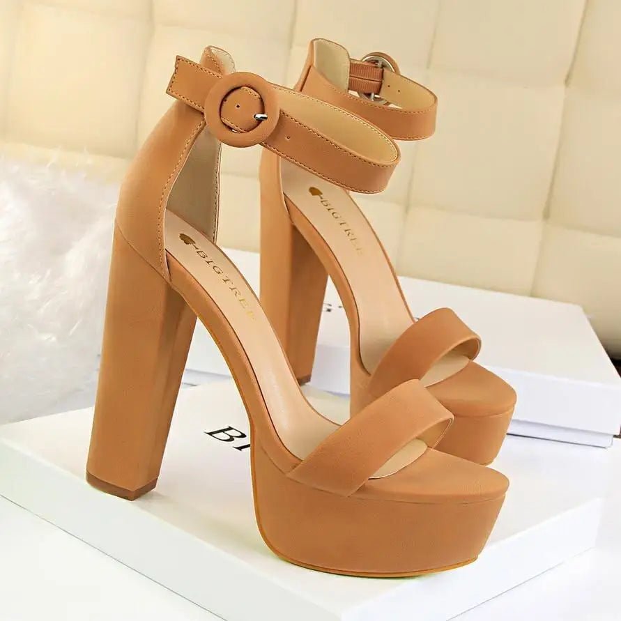 Elegant Square Heel Baby Doll Heels for a Kawaii Look in Stock - Cosparty
