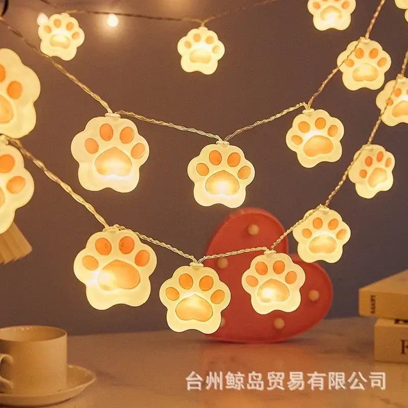 Festive Holiday Kitten String Lights for Adorable Decor - Cosparty