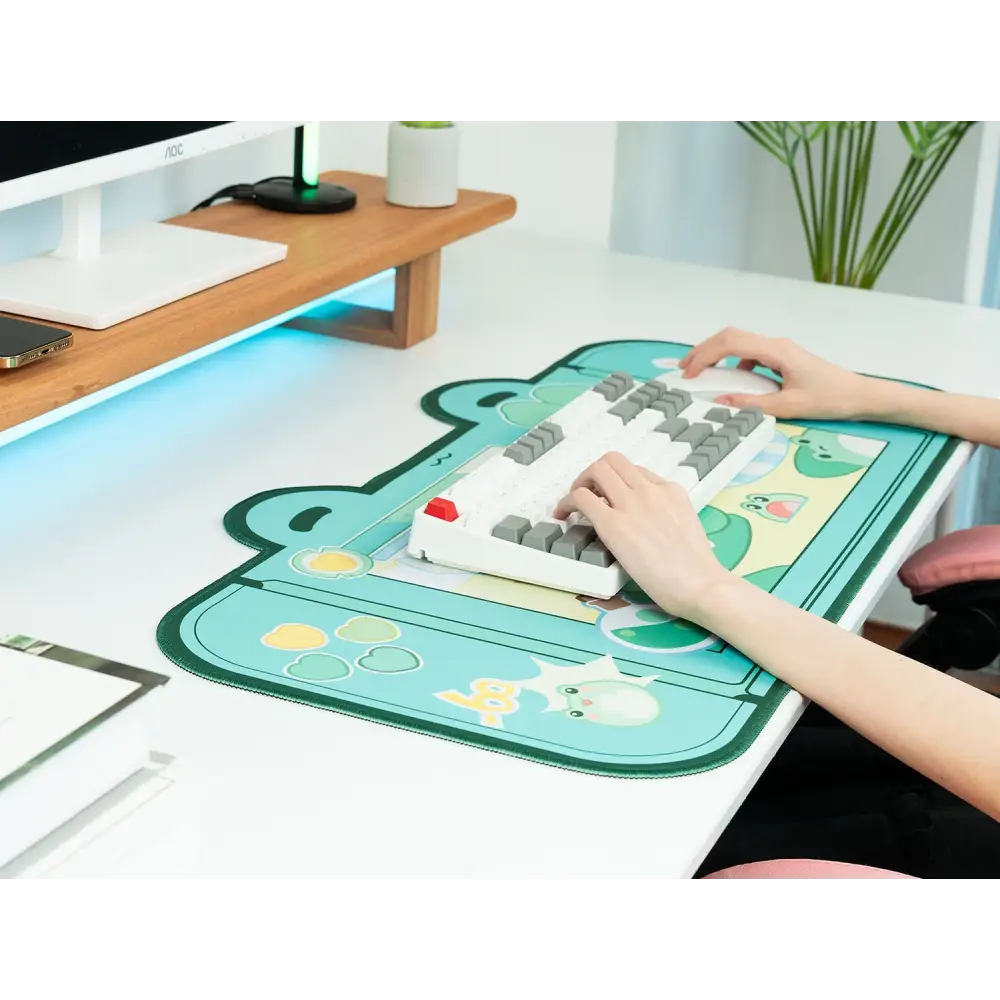 Froggy Gaming Mousepad for an Adorable Gaming Setup - mouse pad