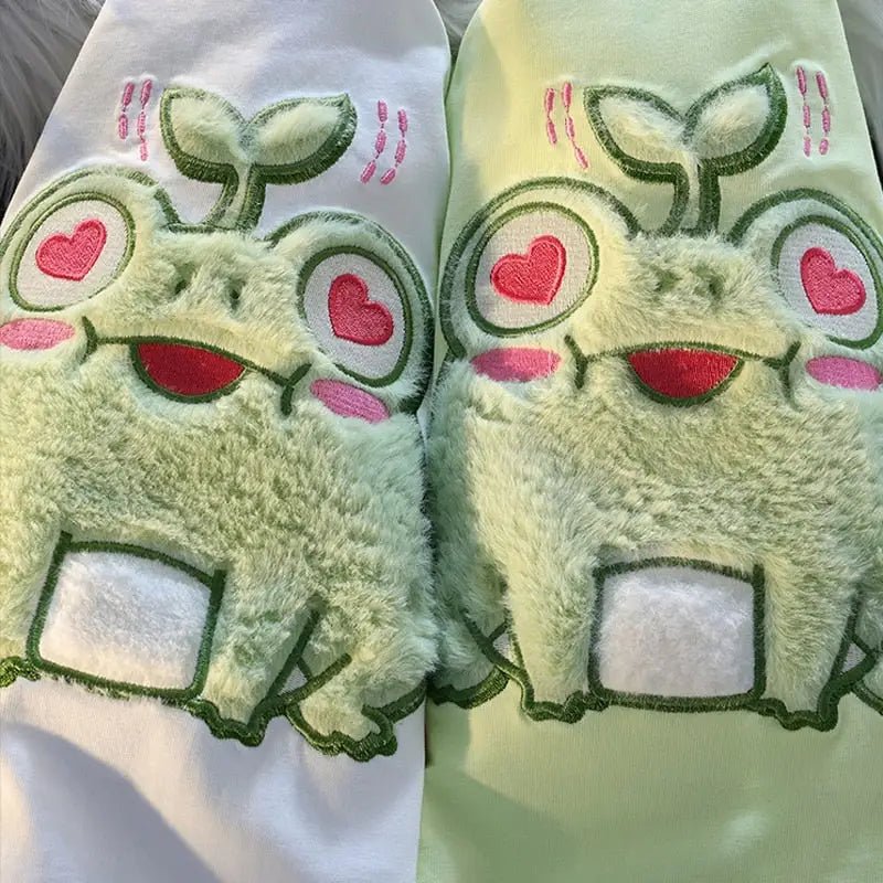 Froggy Love Fluffy Tee for Ultimate Kawaii Cuteness and Comfort - Cosparty