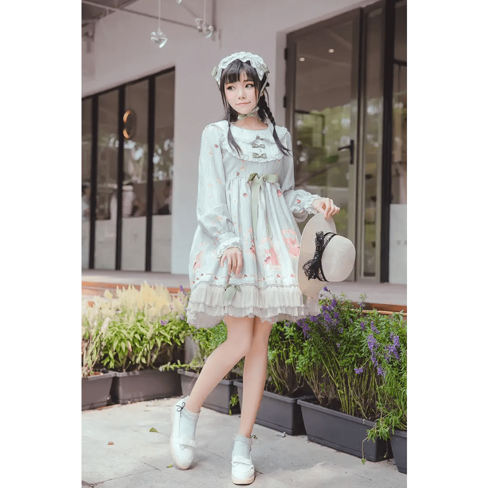 Gorgeous Lolita Dress with Squirrel Cameo in Various Colors and Sleeves - Cosparty