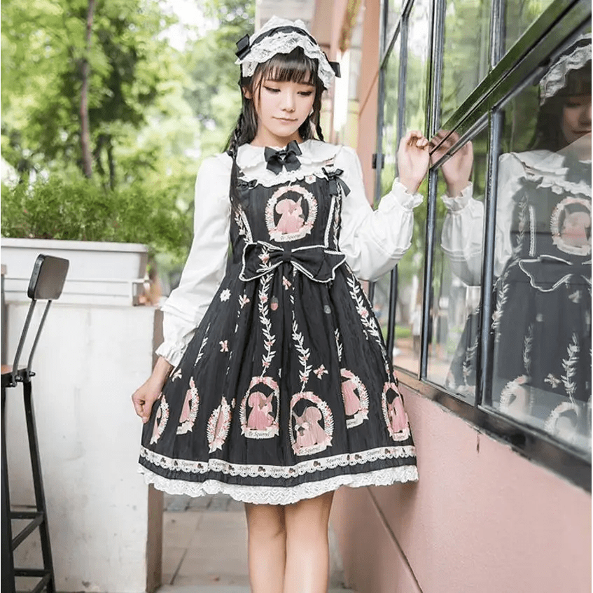 Gorgeous Lolita Dress with Squirrel Cameo in Various Colors and Sleeves - Cosparty